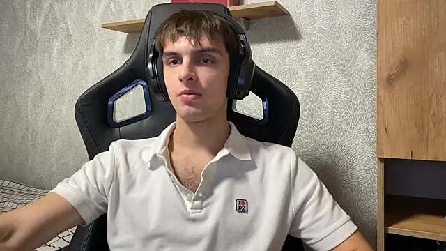 elliot scott online show from October 2025 02:23:02 AM
