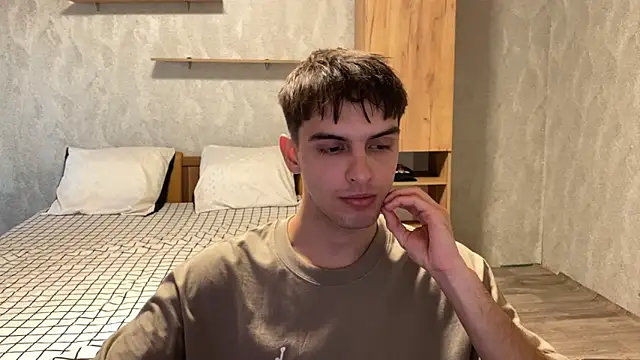 elliot scott online show from September 2025 12:25:02 PM