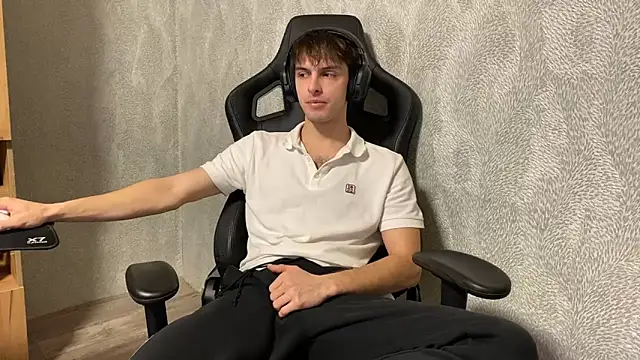 elliot scott online show from October 2025 02:34:01 AM