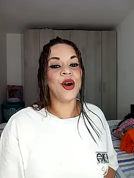 Snapshot of Ana-victoria chatting on September 2025 03:34:02 AM Ana-victoria online show from September 2025 03:34:02 AM