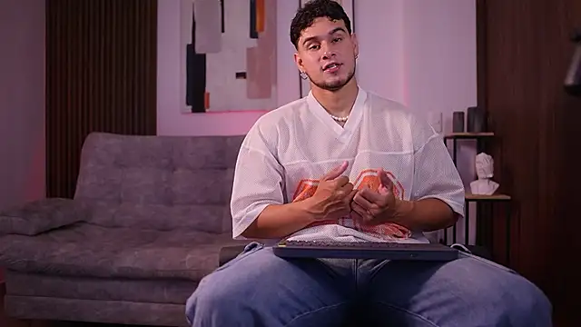 DaviesBrown online show from December 2025 08:22:02 PM