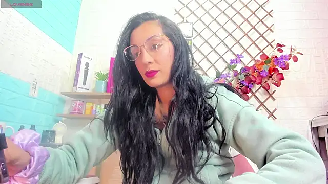SALOME KORLAND online show from June 2026 03:10:02 PM