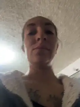 SALOME KORLAND online show from November 2025 01:36:02 PM