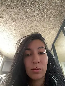 SALOME KORLAND online show from April 2026 04:32:01 PM