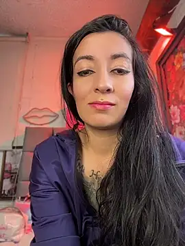 Snapshot of SALOME_KORLAND chatting on April 2026 06:10:01 PM SALOME KORLAND online show from April 2026 06:10:01 PM