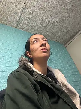 SALOME KORLAND online show from November 2025 12:20:02 PM