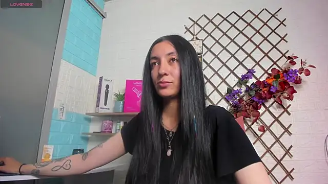 SALOME KORLAND online show from June 2026 07:31:02 PM
