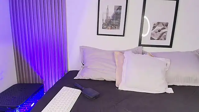 ashlycarteer online show from April 2026 02:04:02 AM