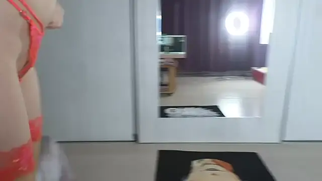 EvoletteLouLou online show from March 2026 01:50:02 PM