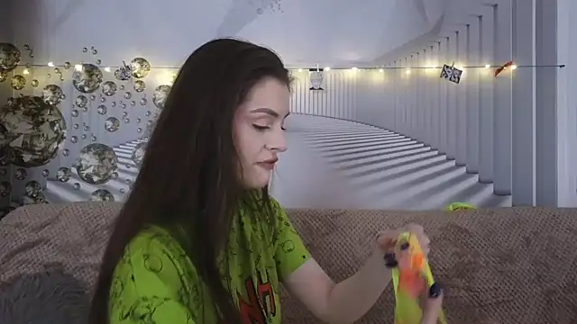 EvoletteLouLou online show from November 2025 03:38:01 PM