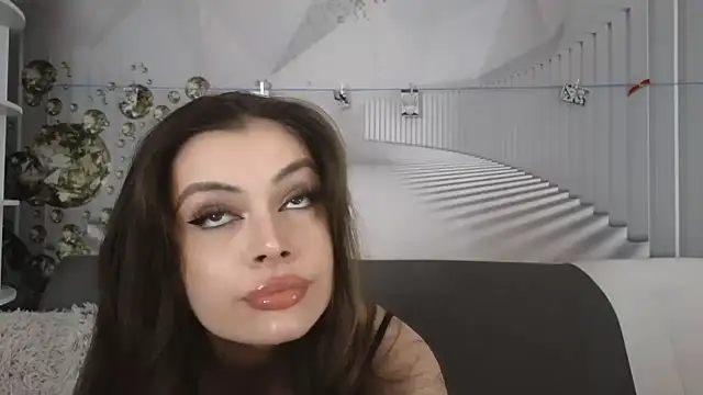 Snapshot of EvoletteLouLou chatting on September 2025 01:17:02 PM EvoletteLouLou online show from September 2025 01:17:02 PM