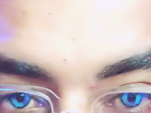 ChiseledCharm online show from November 2025 10:35:02 PM