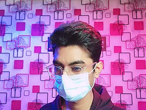 ChiseledCharm online show from December 2025 07:51:02 PM