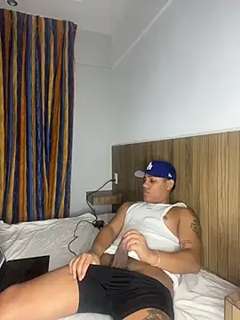 Snapshot of dotado_20xx chatting on March 2026 11:06:02 AM dotado 20xx online show from March 2026 11:06:02 AM