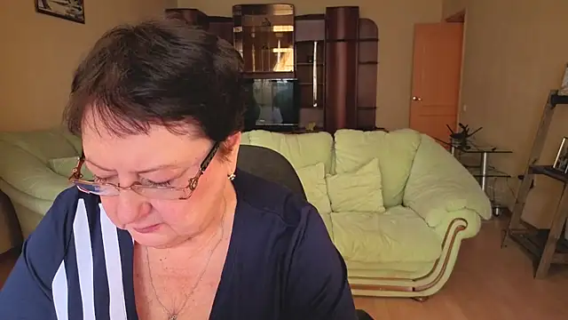 Snapshot of Margo_Moll chatting on February 2026 12:13:02 PM Margo Moll online show from February 2026 12:13:02 PM