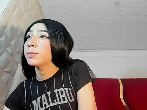 chaniesmith69x online show from December 2025 05:31:02 AM