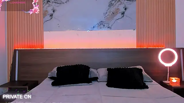 samanthaa moon online show from March 2026 11:25:01 PM