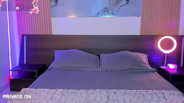 samanthaa moon online show from December 2025 11:26:02 PM