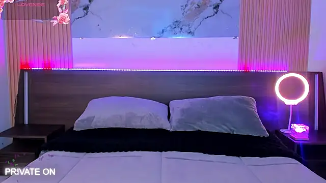 samanthaa moon online show from March 2026 11:16:01 PM