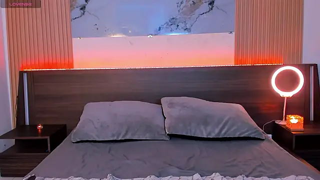 Snapshot of samanthaa_moon chatting on May 2026 12:53:02 AM samanthaa moon online show from May 2026 12:53:02 AM