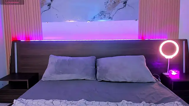 samanthaa moon online show from March 2026 11:02:01 PM