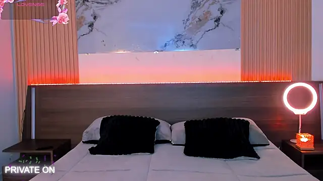 samanthaa moon online show from March 2026 10:44:01 PM