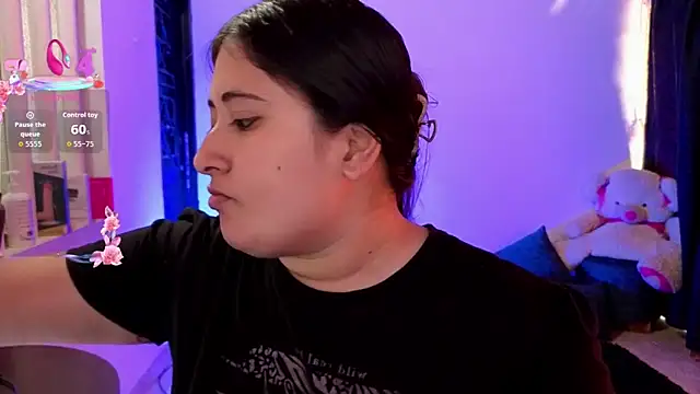 Gaby  Howards online show from September 2025 08:25:01 PM