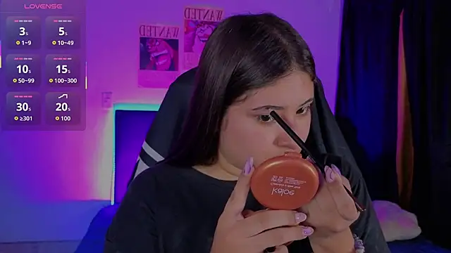 Gaby  Howards online show from December 2025 07:02:01 PM