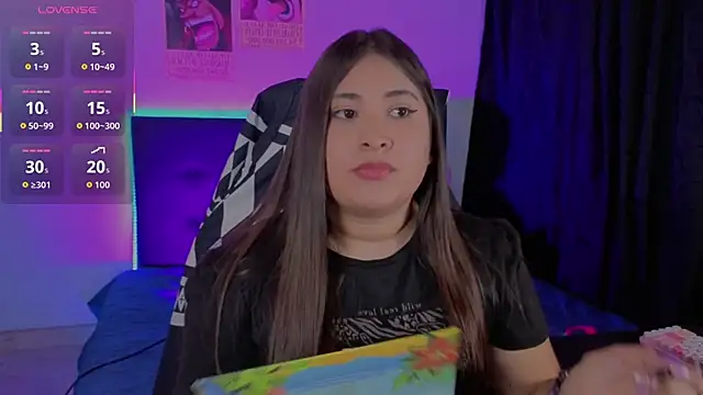 Gaby  Howards online show from November 2025 07:03:01 PM