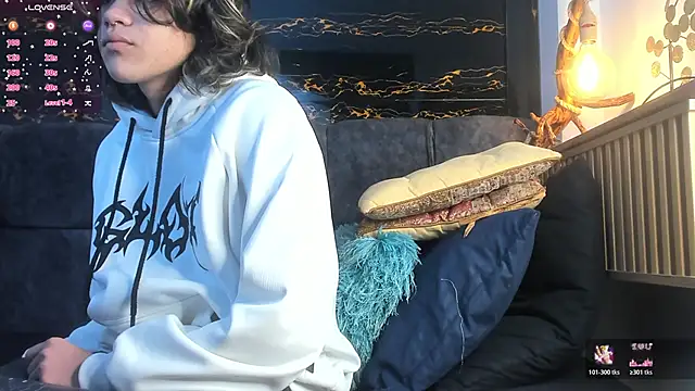 Diamond twink online show from November 2025 04:24:02 AM