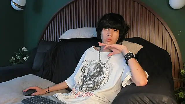 Diamond twink online show from July 2026 09:17:01 AM