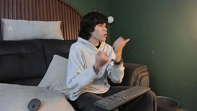 Diamond twink online show from July 2026 06:09:01 AM