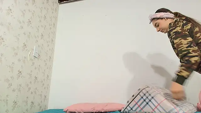 celeste moonx online show from October 2025 11:53:02 AM