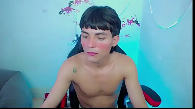 Snapshot of Thommy_cute chatting on November 2025 01:16:02 PM Thommy cute online show from November 2025 01:16:02 PM