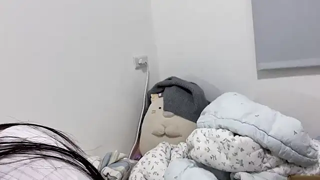 Snapshot of LHeart chatting on October 2025 02:05:01 PM LHeart online show from October 2025 02:05:01 PM