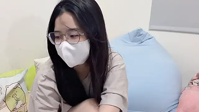 LHeart online show from April 2026 01:51:01 PM