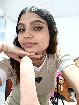 Snapshot of Alis_1327 chatting on October 2025 12:45:02 AM Alis 1327 online show from October 2025 12:45:02 AM
