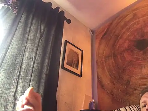 lilthicky352 online show from October 2025 07:03:01 PM