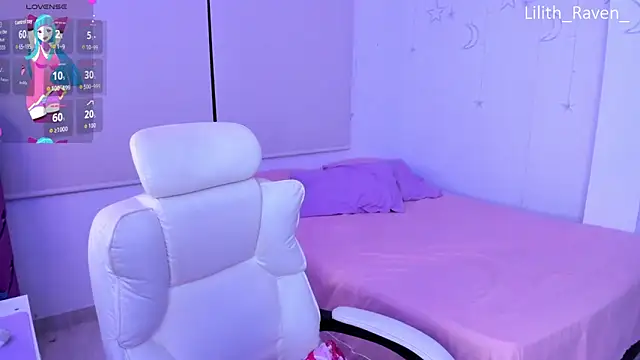 Snapshot of Lilith_Raven_ chatting on November 2025 03:43:01 AM Lilith Raven online show from November 2025 03:43:01 AM