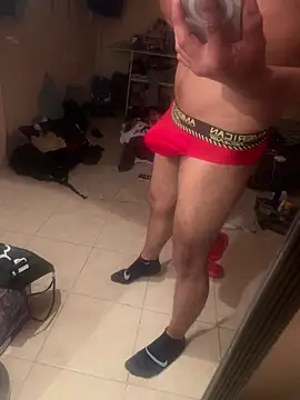 Albertovr27 online show from November 2025 11:37:01 AM