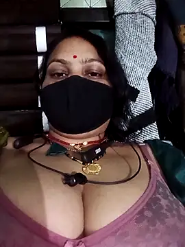 SHWETA1180 online show from February 2026 02:02:01 AM