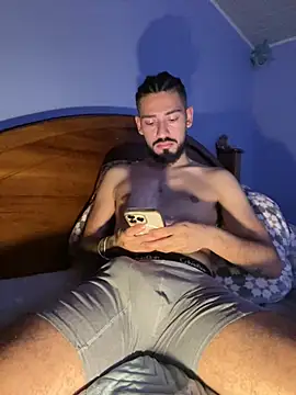 Jonny0399  online show from June 2026 06:35:01 AM
