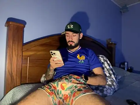 Jonny0399  online show from June 2026 07:13:02 AM