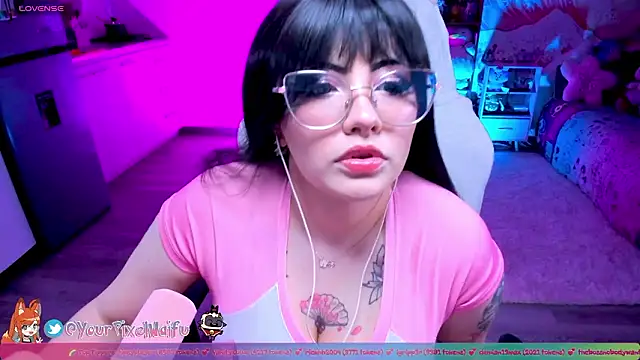 AlyssaRomanova online show from February 2026 02:01:01 AM