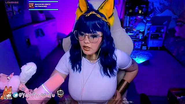 AlyssaRomanova online show from October 2025 03:05:01 AM