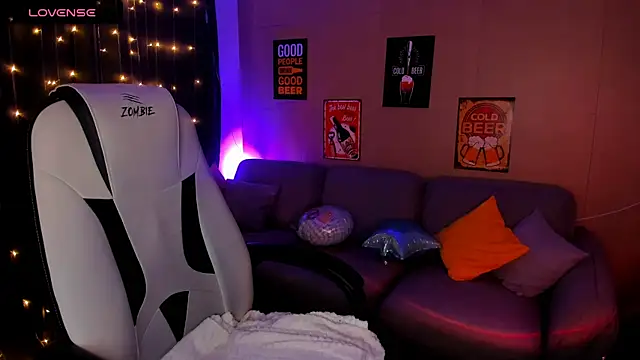 deboramoore online show from October 2025 02:24:01 AM