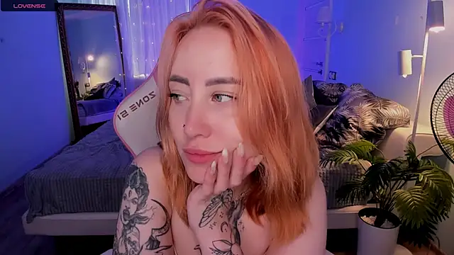 Snapshot of deboramoore chatting on June 2026 03:17:02 AM deboramoore online show from June 2026 03:17:02 AM