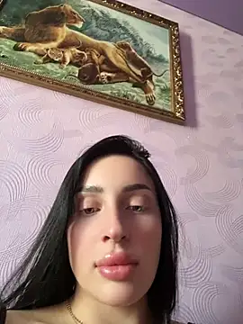 Snapshot of Soft_Pleasure chatting on May 2026 07:33:01 AM Soft Pleasure online show from May 2026 07:33:01 AM