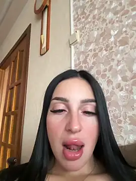 Snapshot of Soft_Pleasure chatting on October 2025 09:10:02 AM Soft Pleasure online show from October 2025 09:10:02 AM