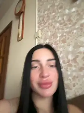 Snapshot of Soft_Pleasure chatting on November 2025 08:18:01 AM Soft Pleasure online show from November 2025 08:18:01 AM